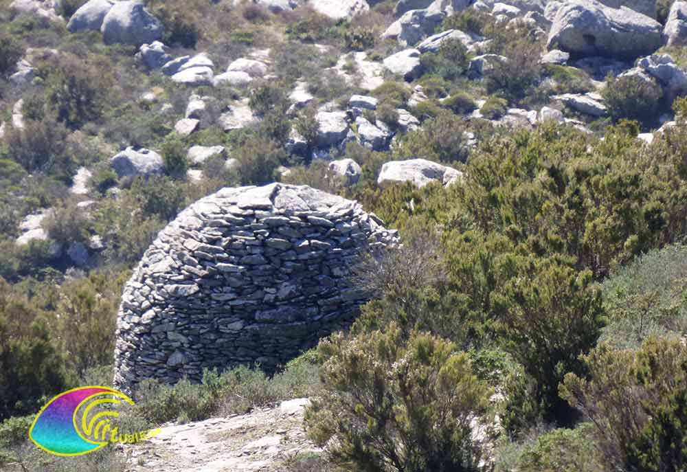 Grottino (demolido) en Guata Caprile