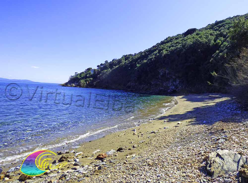 Playa Porticciolo Río Marina