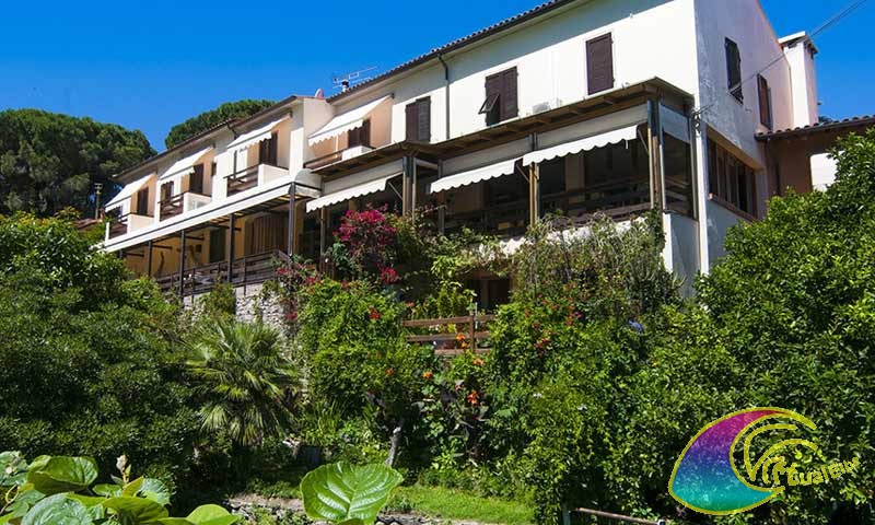 Hotel Cernia Isola Botanica