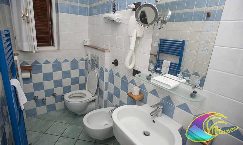 Bagno Hotel Elba Marina di Campo
