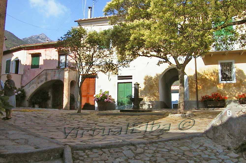 Piazza alla Fonte Poggio