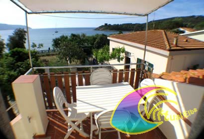 Terrazzino con vista mare appartamento primo piano