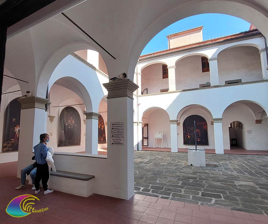 Antiguo convento de San Salvador y sede de la Orden de los Caballeros de San Esteban